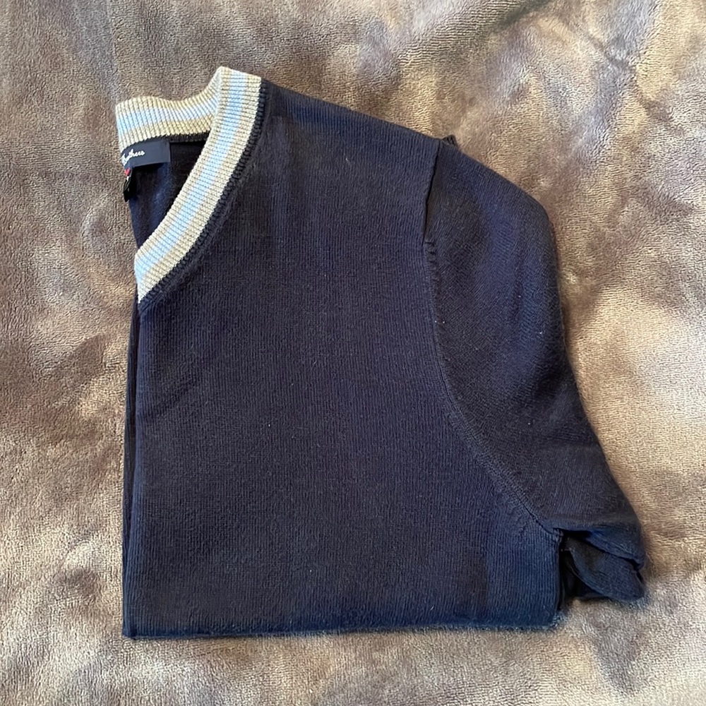 V- neck sweater